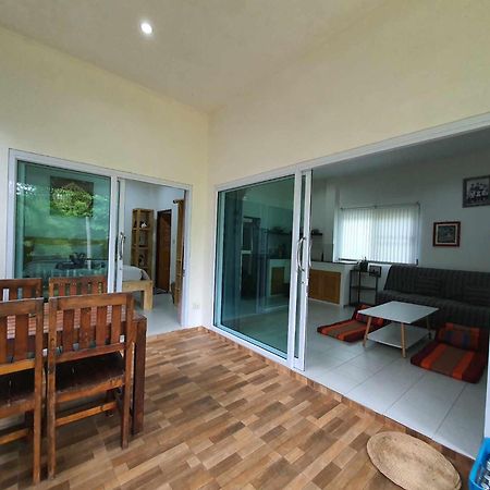 Niniari House Villa Thongsala Exterior photo
