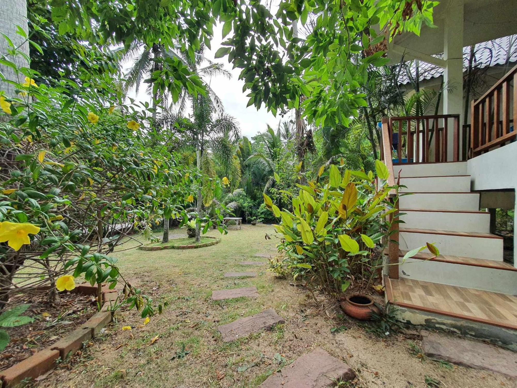 Niniari House Villa Thongsala Exterior photo