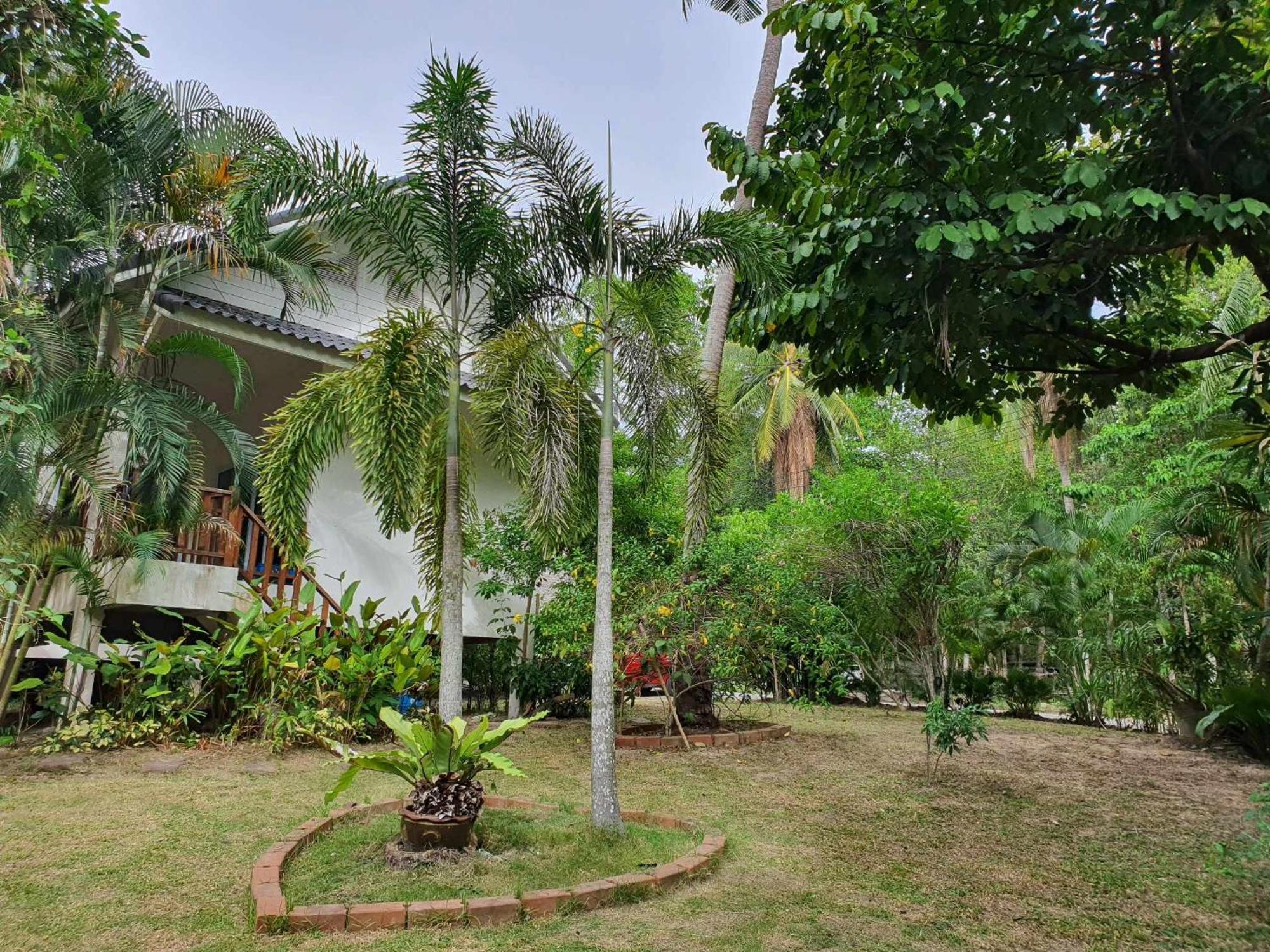 Niniari House Villa Thongsala Exterior photo